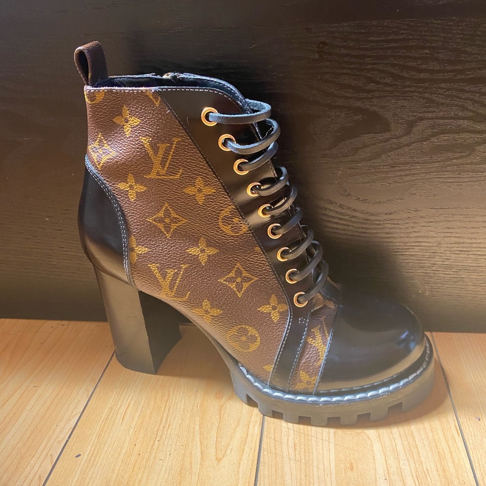 Louie Vuitton Star trails